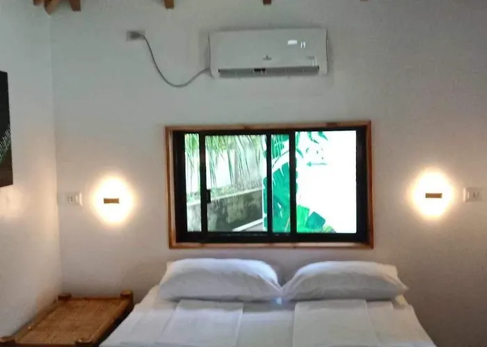 Cuestas And Restaurant Resort *