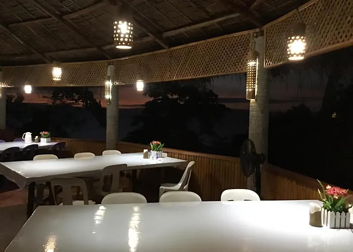 Cuestas And Restaurant Resort