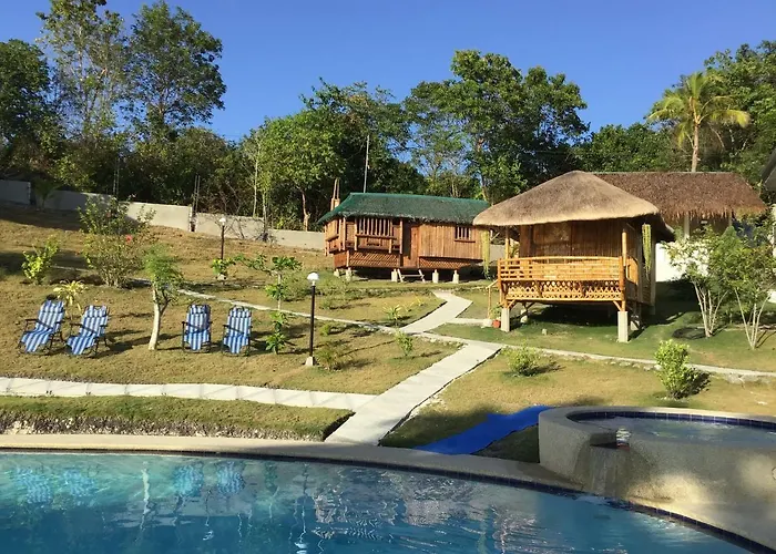 Cuestas And Restaurant Resort *