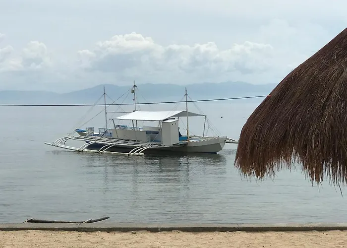 Cuestas And Restaurant Resort